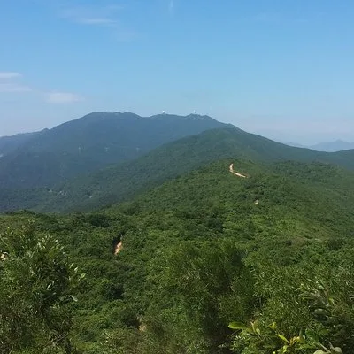 Dragon's Back Trail